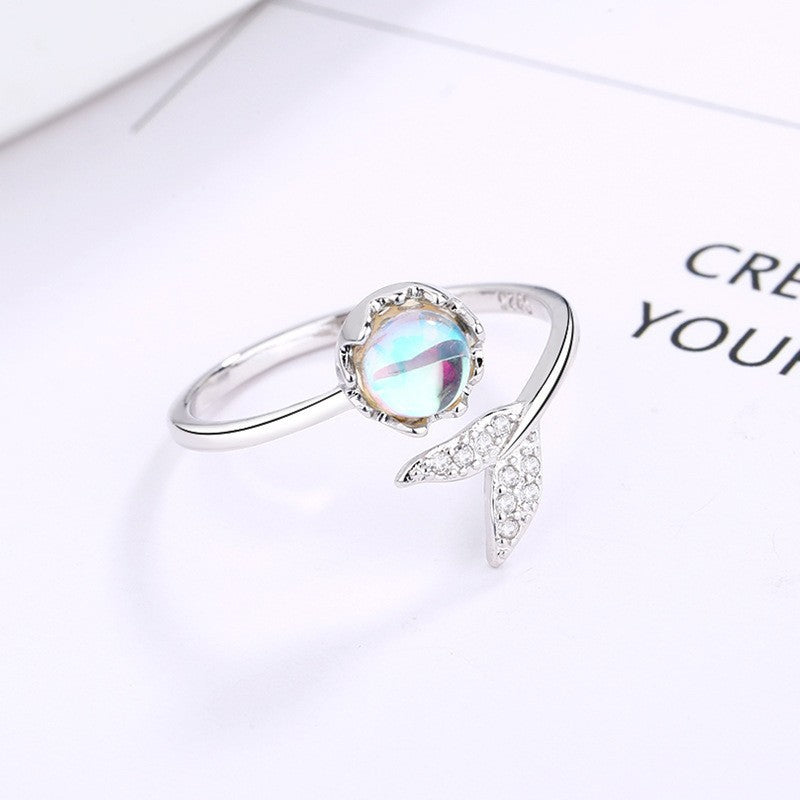 Damen Ring mit kunstvollem Blattdesign und funkelndem Zirkonia Shop Nory