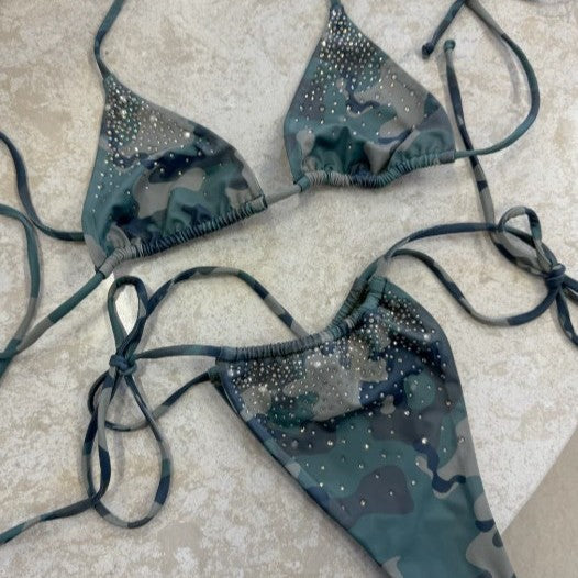Damen Triangel-Bikini mit schimmernden Details