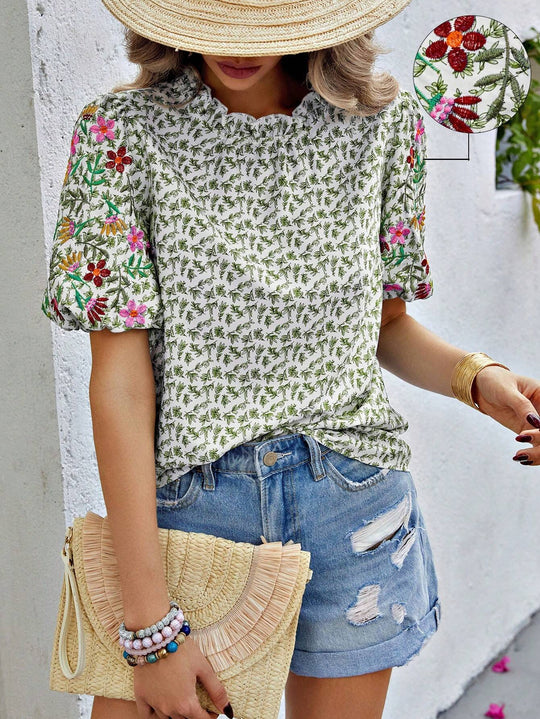 Damen Geblümte Bluse mit bestickten Puffärmeln und gewelltem Ausschnitt Shop Nory