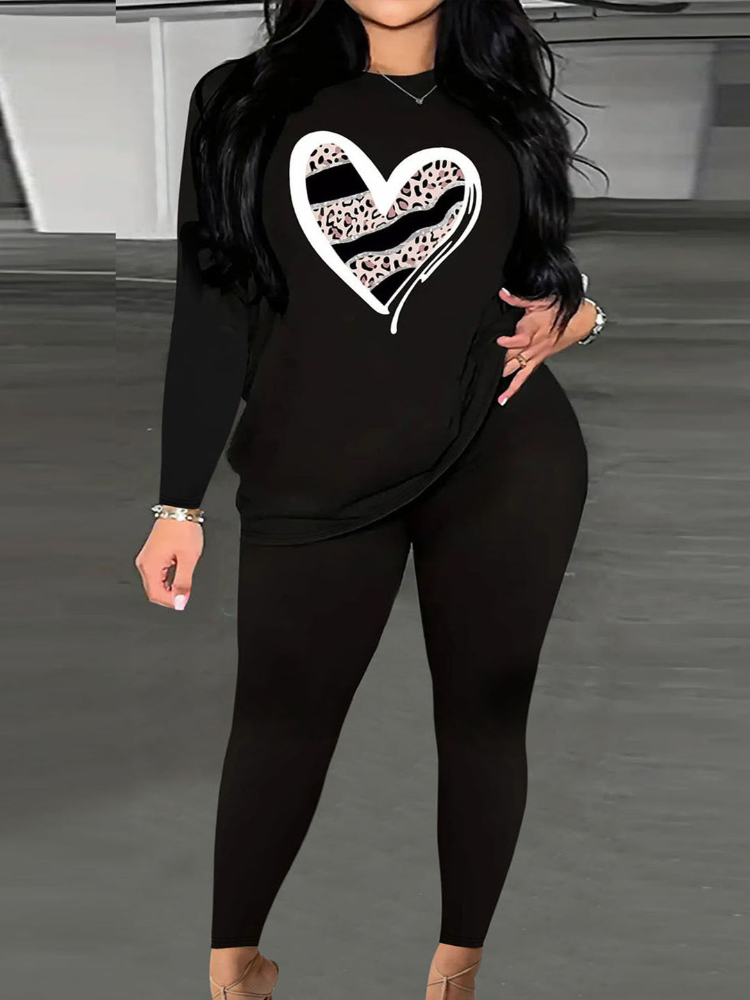 Damen Zweiteiler Lounge-Set mit Herz-Print Sweatshirt und High-Waist Leggings Shop Nory