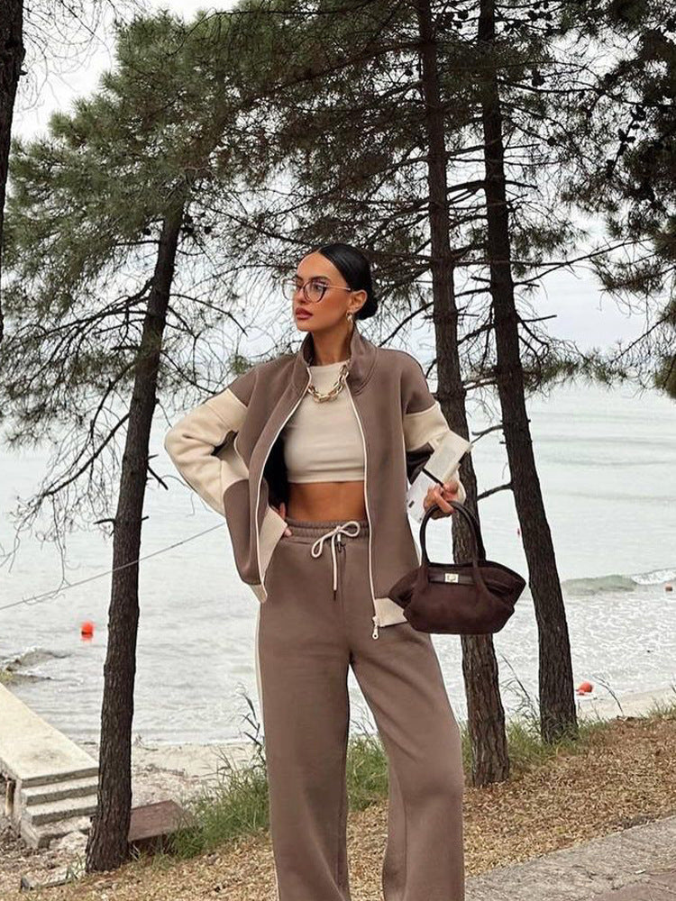 Damen sportliches Set mit hochgeschlossenem Kragen und weitem Hosenbein Shopnory