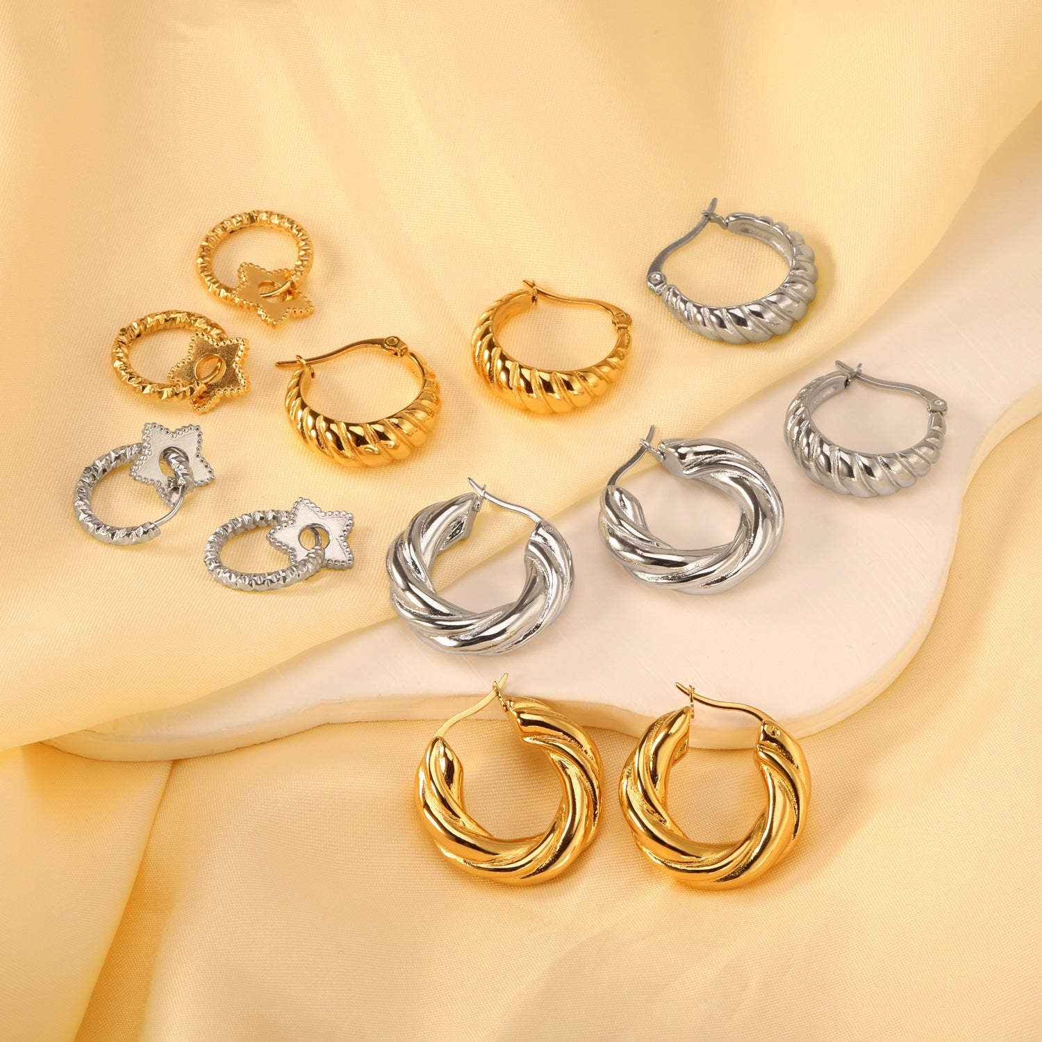 Damen Hängende Creolen mit elegantem Wellendesign Shop Nory