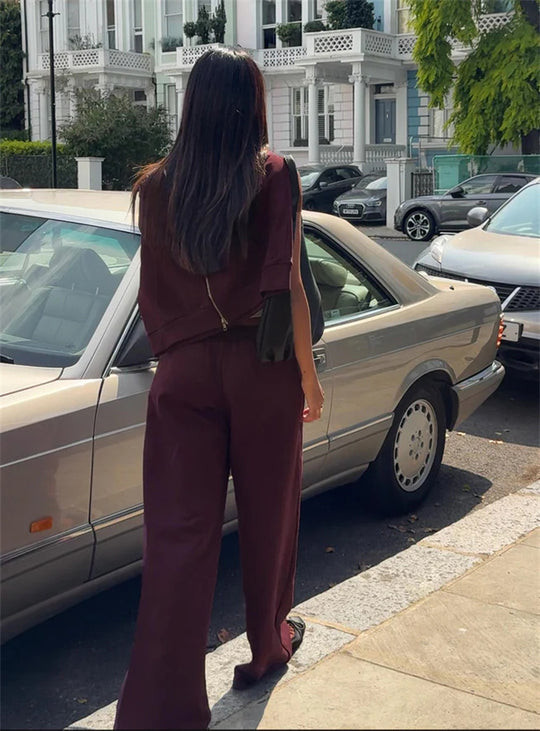 Damen gekürztes Kapuzen-Sweatshirt mit Oversize-Ärmeln und high-waist Wide-Leg Freizeithose Shop Nory