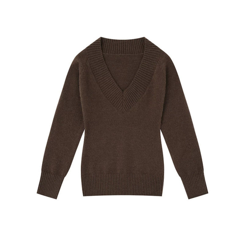 Damen Feinstrickpullover mit tiefem V-Ausschnitt, breitem Ripprand und legerer Passform Shop Nory