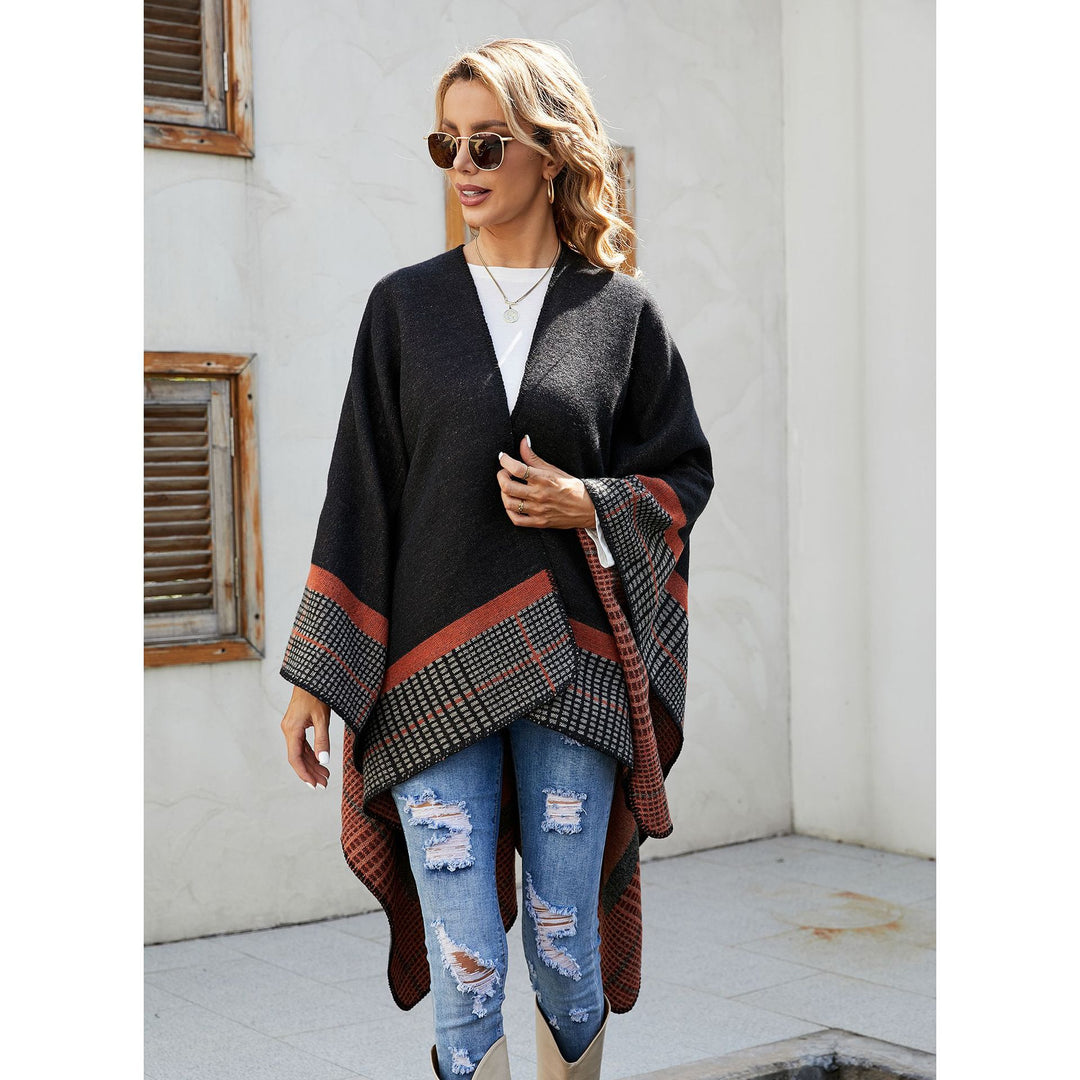 Damen Wollmix-Poncho im asymmetrischen Zipfelschnitt mit eingewebter Karobordüre Shop Nory