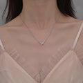 Damen Halskette mit filigranem Kreuzanhänger Shop Nory