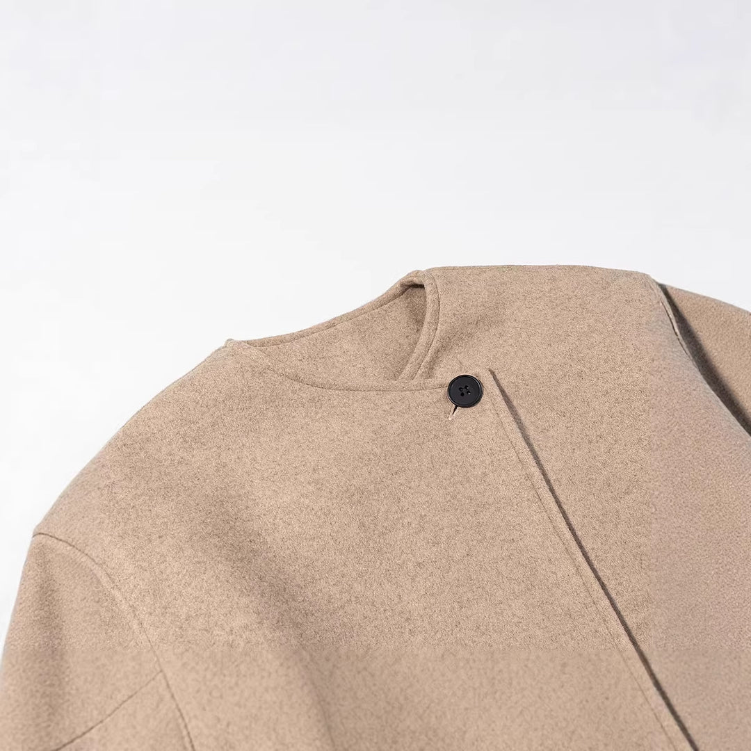 Damen Kurz geschnittene Wollmix-Boxy-Jacke mit asymmetrischer Knopfleiste Shop Nory