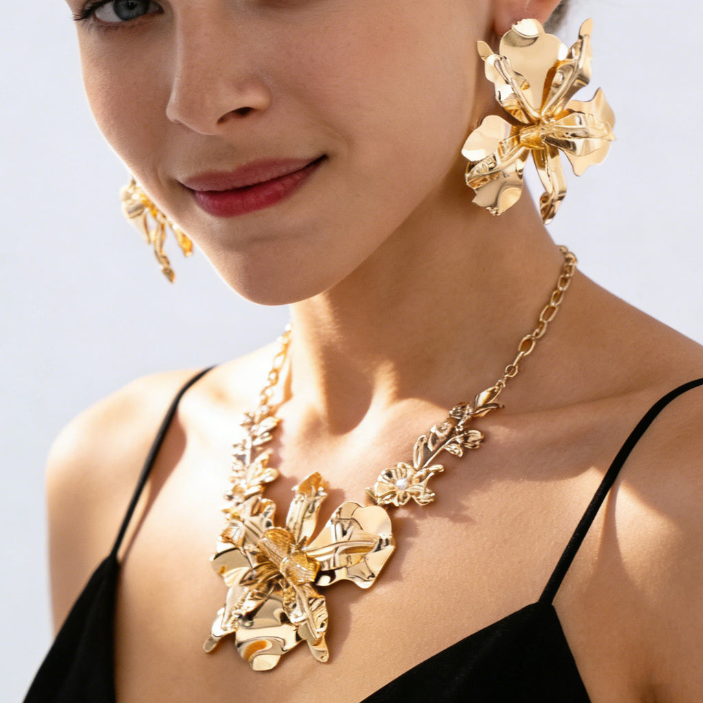 Damen Schmuckset mit kunstvollen Blumenmotiven Shop Nory