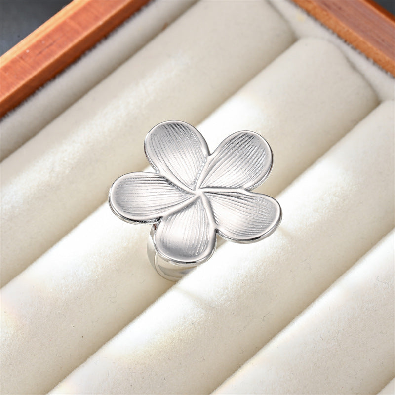 Damen Ring mit kunstvollem Blumenmuster und elegantem Design Shop Nory