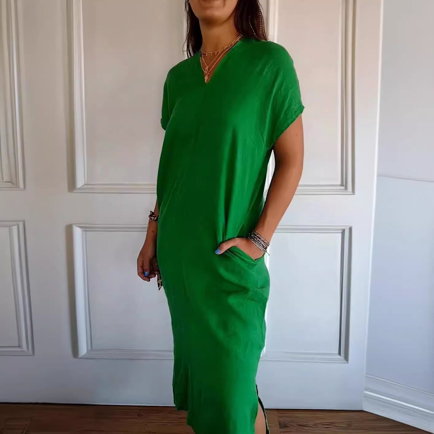 Damen lässiges V-Ausschnitt Kleid mit praktischen Taschen