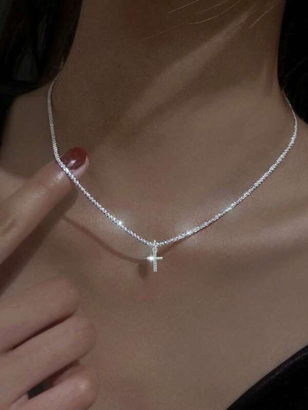 Damen Halskette aus funkelnden Zirkonia mit eleganten Akzenten Shop Nory
