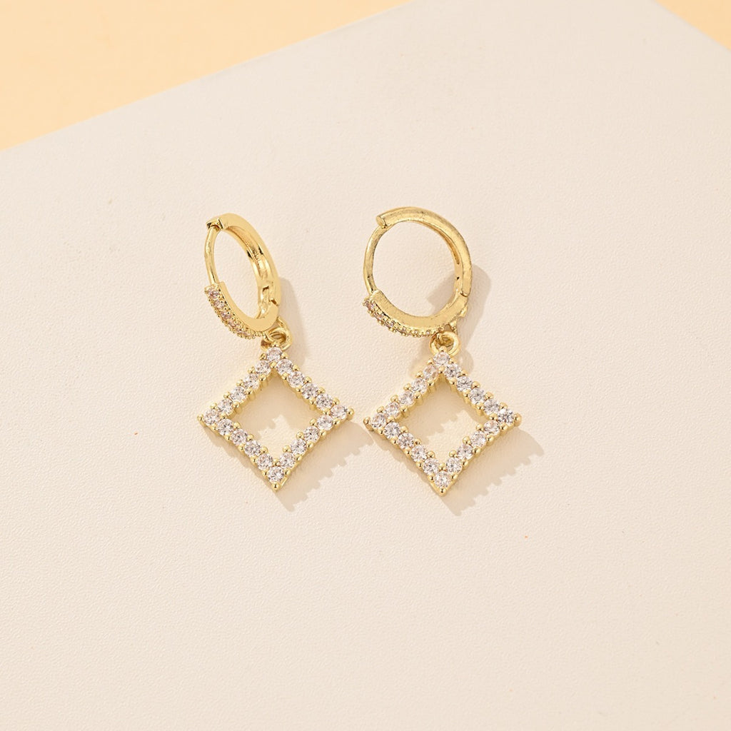 Damen Ohrhänger mit funkelndem Quadrat-Anhänger und elegantem Design Shop Nory