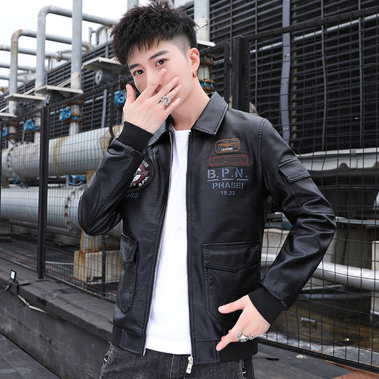Herren Aviator‑Bomberjacke im Military‑Style mit großem Rückenpatch und Ärmeltasche Shop Nory