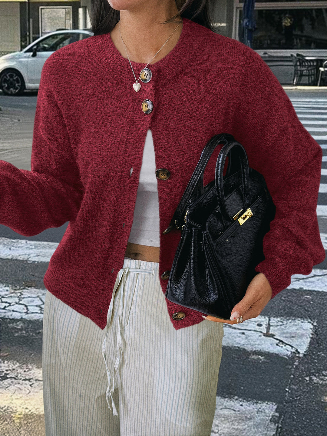 Damen nan kuscheliger Oversize-Strickcardigan mit Hornknopf-Leiste und Rundhalsausschnitt Shop Nory