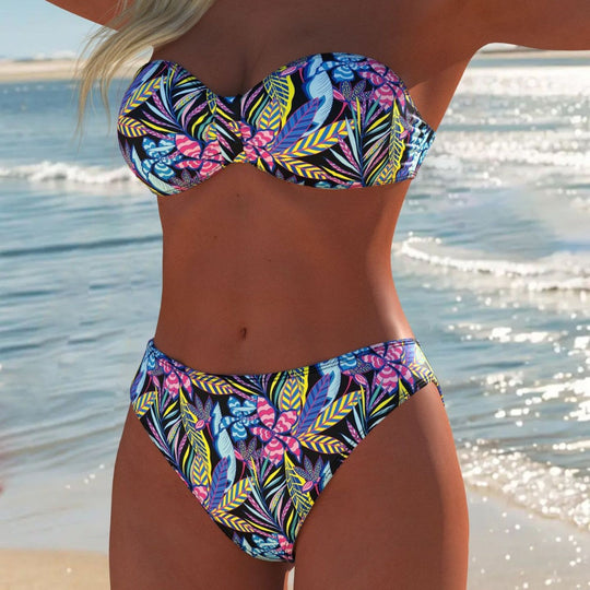 Damen Bikini-Set mit elegantem Bandeau-Oberteil und hochgeschnittenen Shorts Shopnory