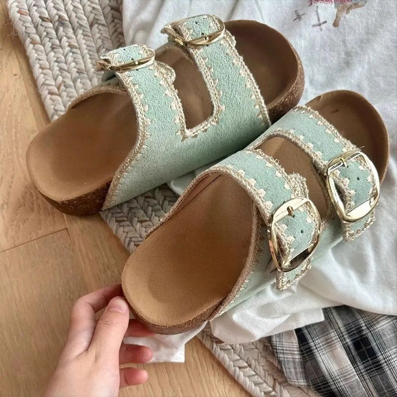 Damen Comfort-Sandalen mit zweifachen verstellbaren Riemen, gepolstertem anatomischem Fußbett und goldener Metallschnalle Shop Nory