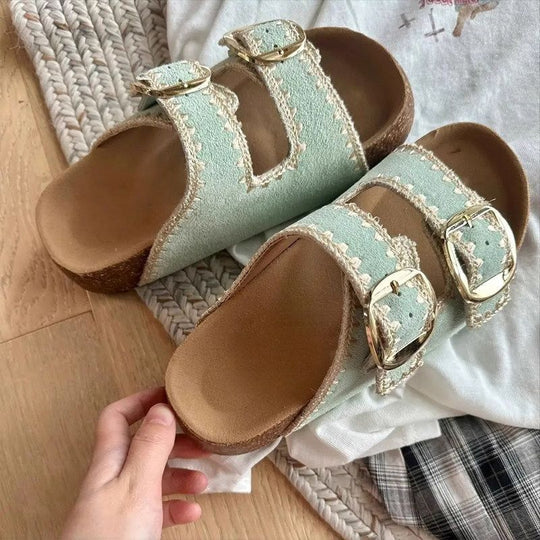 Damen Comfort-Sandalen mit zweifachen verstellbaren Riemen, gepolstertem anatomischem Fußbett und goldener Metallschnalle Shop Nory