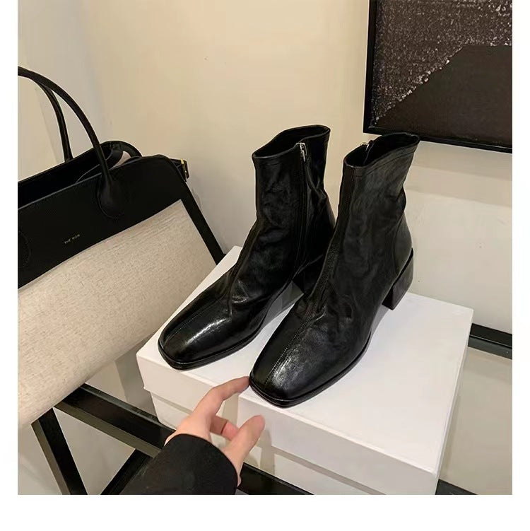 Damen knöchelhohe Glattleder-Stiefelette mit mittlerem Blockabsatz und seitlichem Reißverschluss Shop Nory