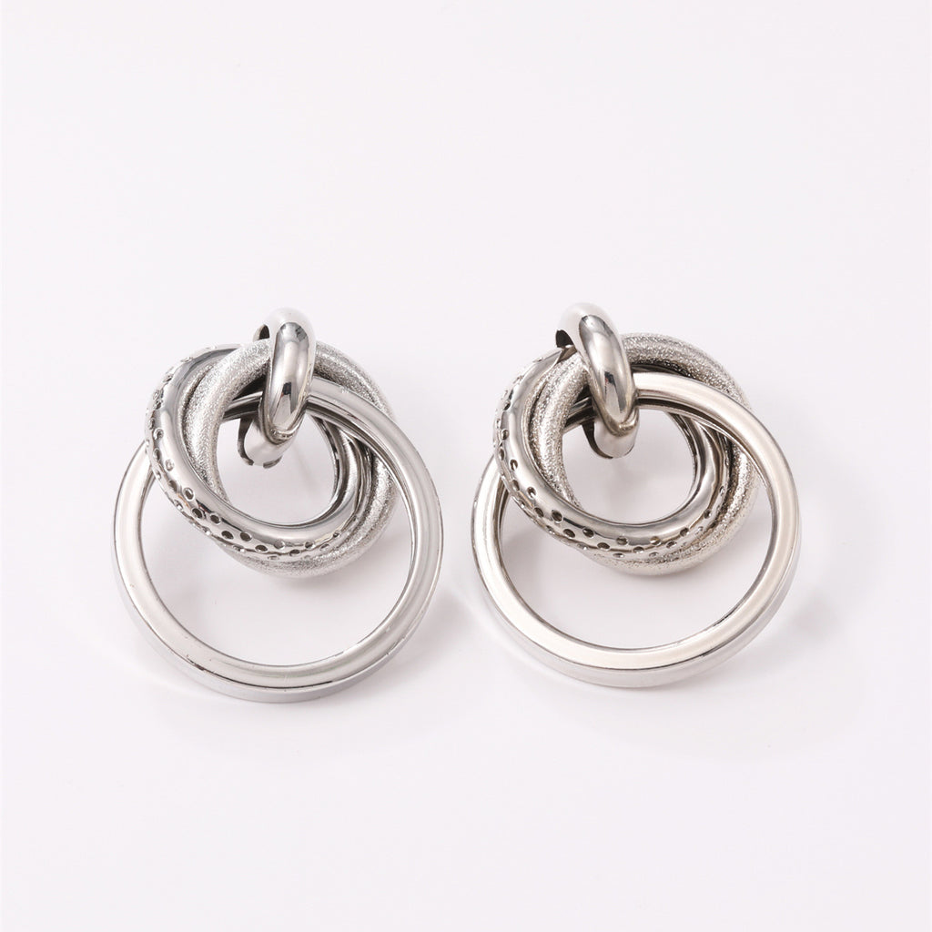 Damen Hängende Ohrringe mit elegantem, geschwungenem Ringdesign Shop Nory
