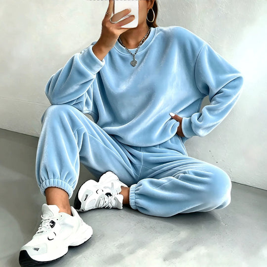 Damen Oversize Samt-Jogginganzug mit Rundhalsausschnitt und elastischen Bündchen Shop Nory