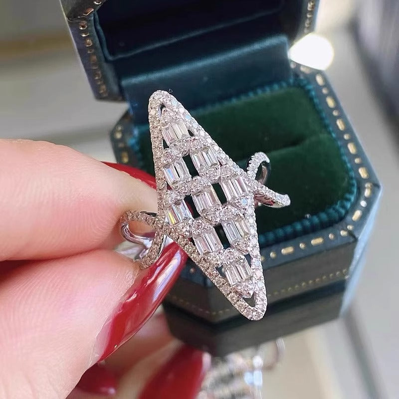 Damen Statement-Ring mit kunstvollem Diamant-Design Shop Nory