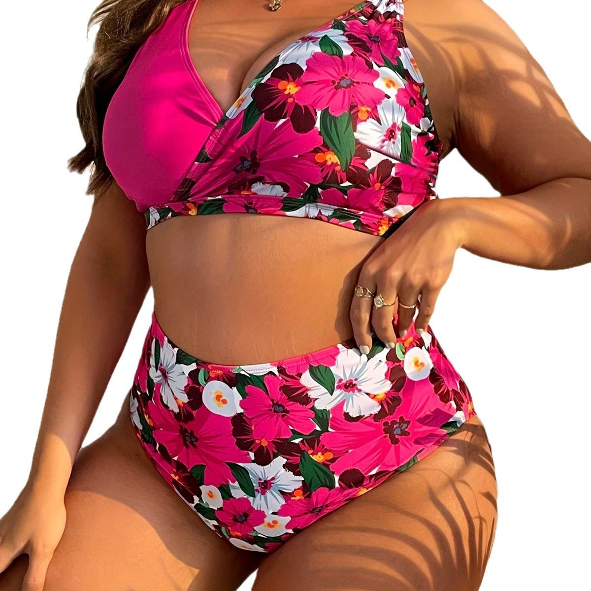 Damen nan Bikini-Set große Größen mit geformtem BH, V-Ausschnitt und hochgeschnittenem Taillenslip
