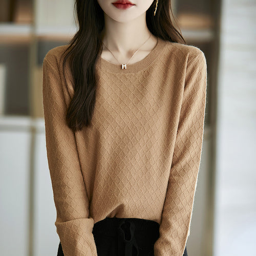 Damen Lässiger Feinstrickpullover mit dezentem Rautenmuster und gerippten Bündchen Shop Nory