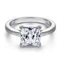 Damen Verlobungsring mit kunstvollem, verwundenem Design und funkelnden Zirkonia Shop Nory