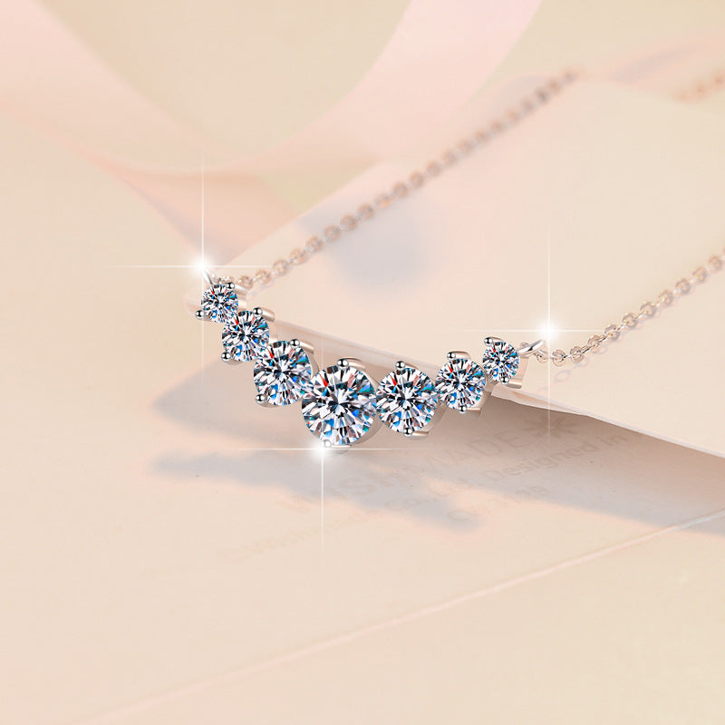 Damen Halskette mit funkelnden Zirkonia und exklusivem Design Shop Nory