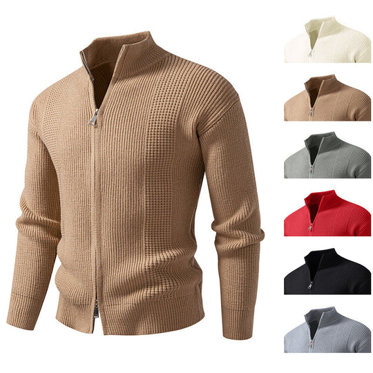 Herren Strickjacke mit hohem Kragen und innovativem Zipper