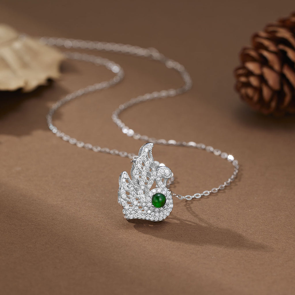Damen Halskette mit filigranem Schwanenanhänger und funkelnden Zirkonia Shop Nory