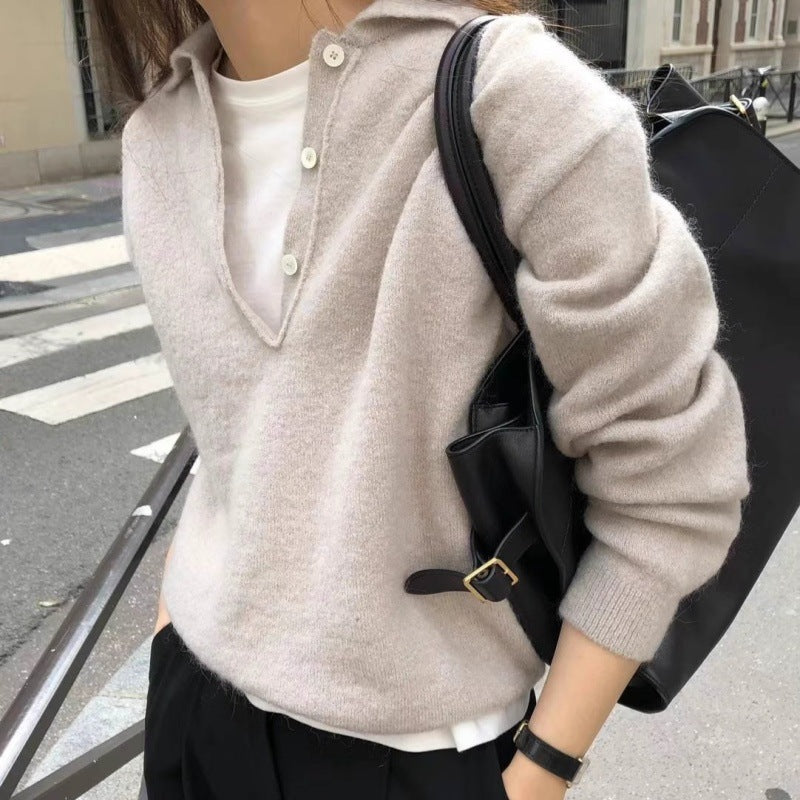 Damen Weicher Kapuzenpullover im Mohair‑Look mit tiefem V‑Ausschnitt und halber Knopfleiste Shop Nory