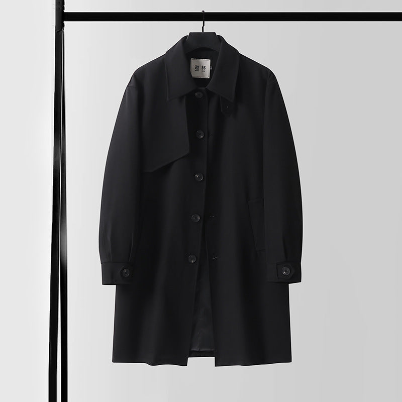 Herren Moderner minimalistischer Trenchcoat mit asymmetrischer Schulterklappe und knielanger Silhouette Shop Nory