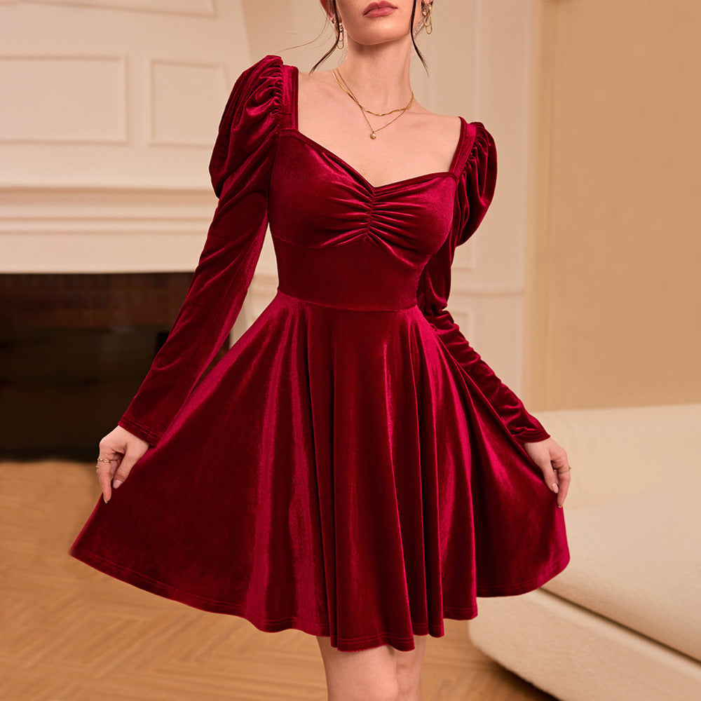 Damen Samt-Kleid mit Herz-Ausschnitt, gerafftem Bustier und Tellerrock Shop Nory