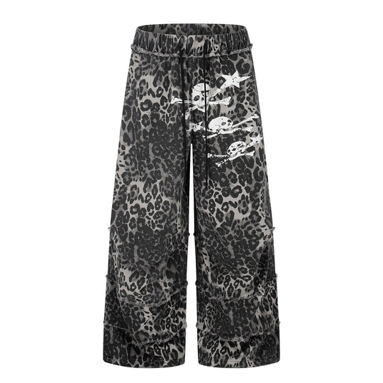 Damen Weite Cargo-Culotte-Shorts mit Fransenstufen und Totenkopf-Print Shop Nory