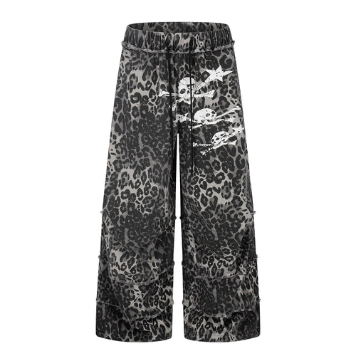 Damen Weite Cargo-Culotte-Shorts mit Fransenstufen und Totenkopf-Print Shop Nory