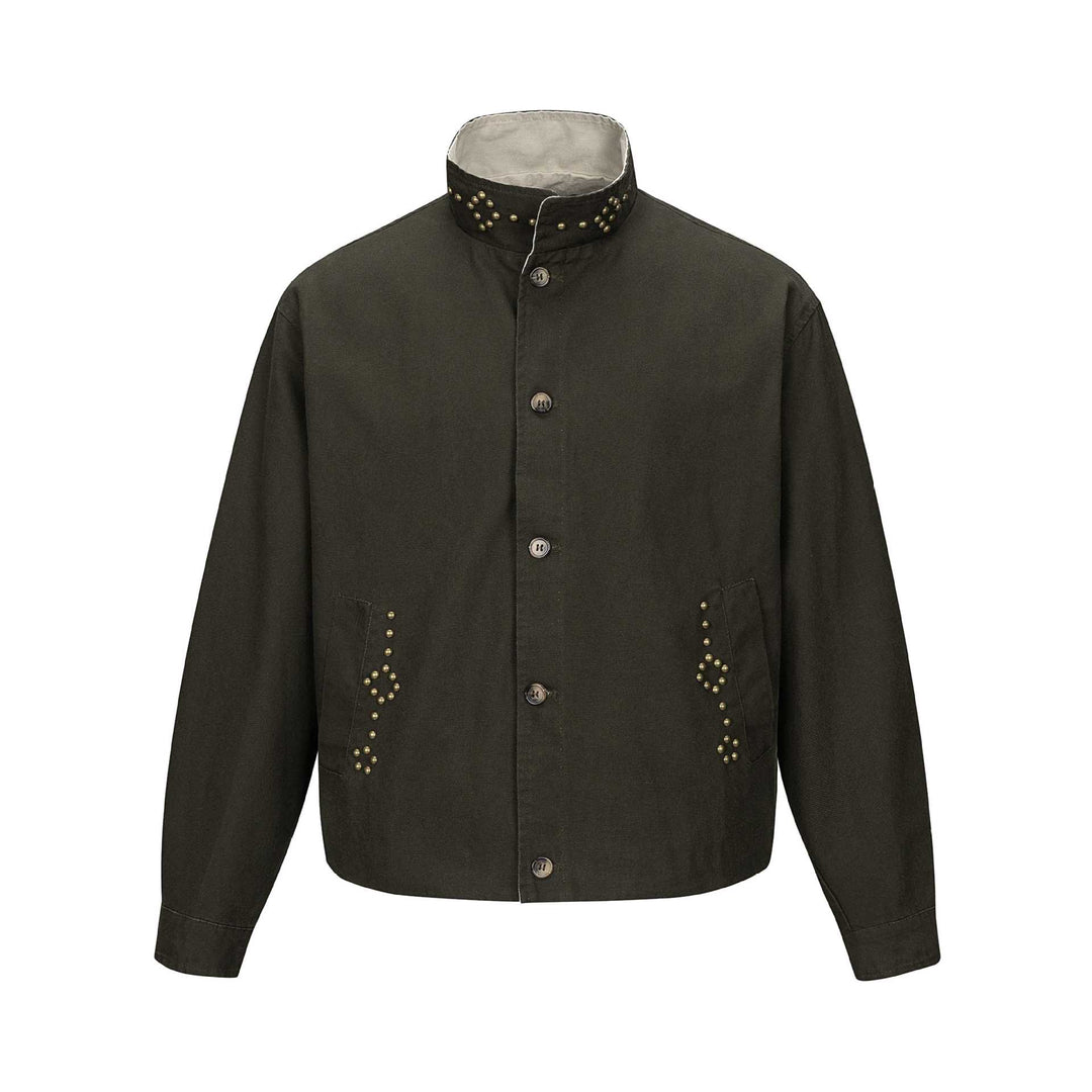 Unisex Kurzblousonjacke mit hochgeschlossenem Nietenkragen und Utility‑Taschen Shop Nory