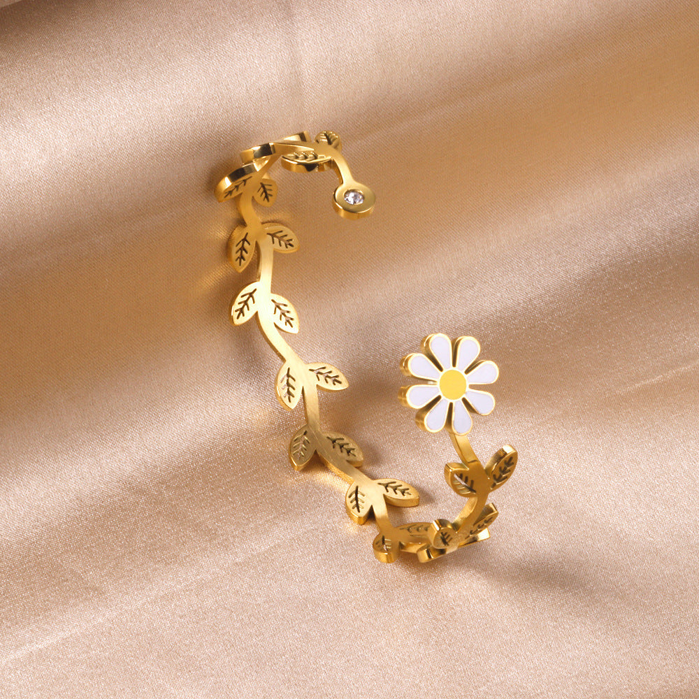 Damen Hängende Ohrstecker mit floralem Design aus hochwertigem, goldplattierten Edelstahl Shop Nory