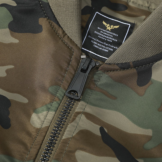 Herren militärisch inspirierte Bomberjacke mit Camouflage, Ärmeltasche und Rippbündchen Shop Nory