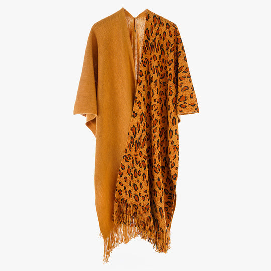 Damen Zweifarbiger Wollmix-Mantelponcho im Kimono-Schnitt mit Animal-Jacquard und Fransensaum Shop Nory