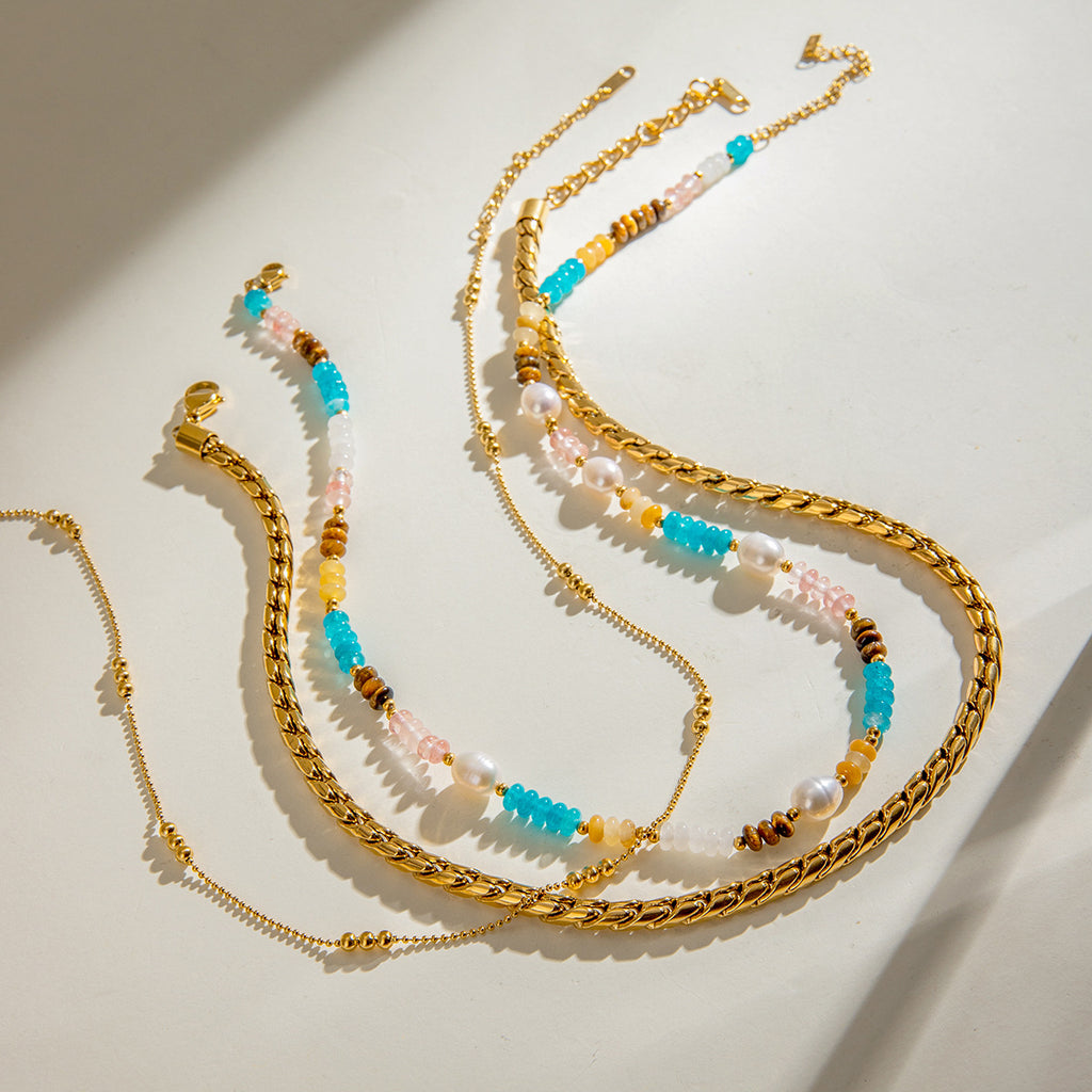 Damen Halskette mit eleganten Perlen- und Kugeldetails Shop Nory