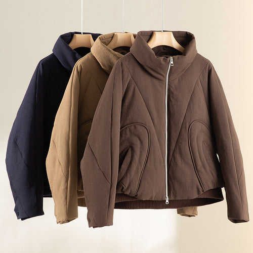 Damen Kurze gesteppte Steppjacke mit hohem Stehkragen und skulpturaler Nahtführung Shop Nory