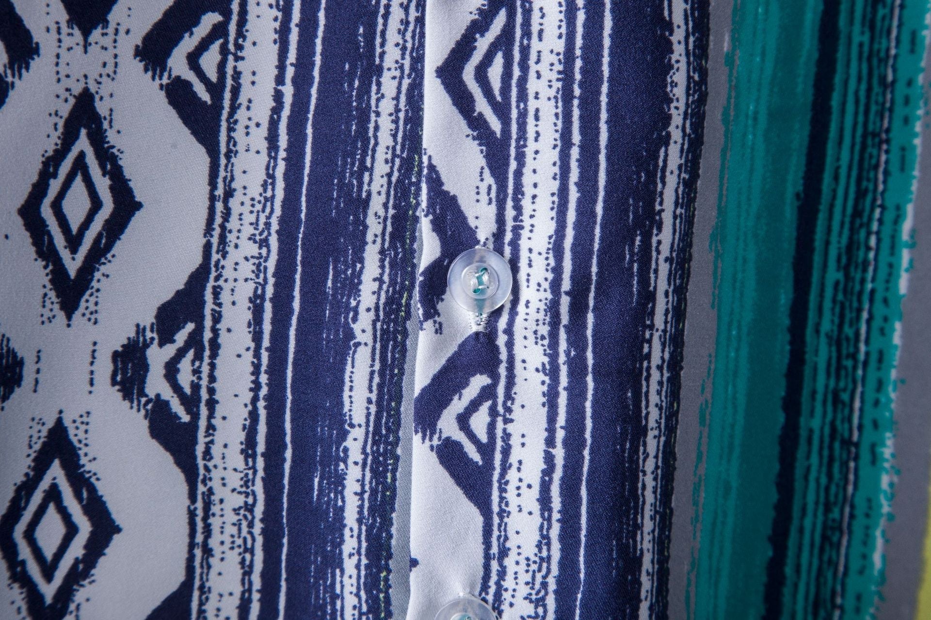Herren Kurzarmhemd mit einzigartigem tribal-inspiriertem Design Shopnory