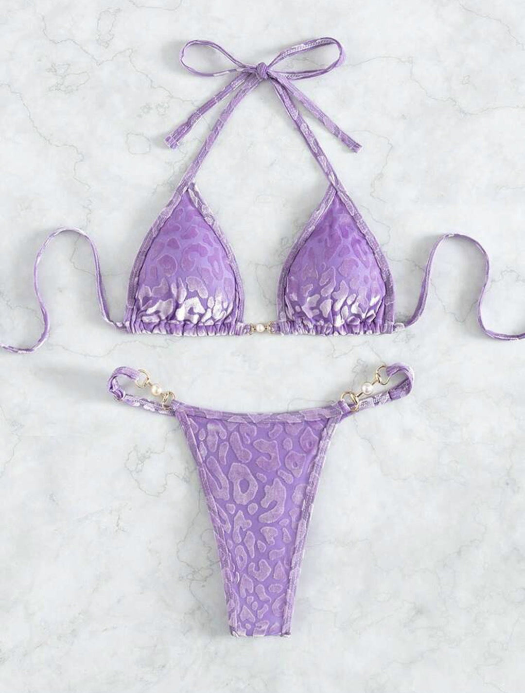 Damen Triangel-Bikini mit dekorativen Akzenten und raffiniertem Schnitt