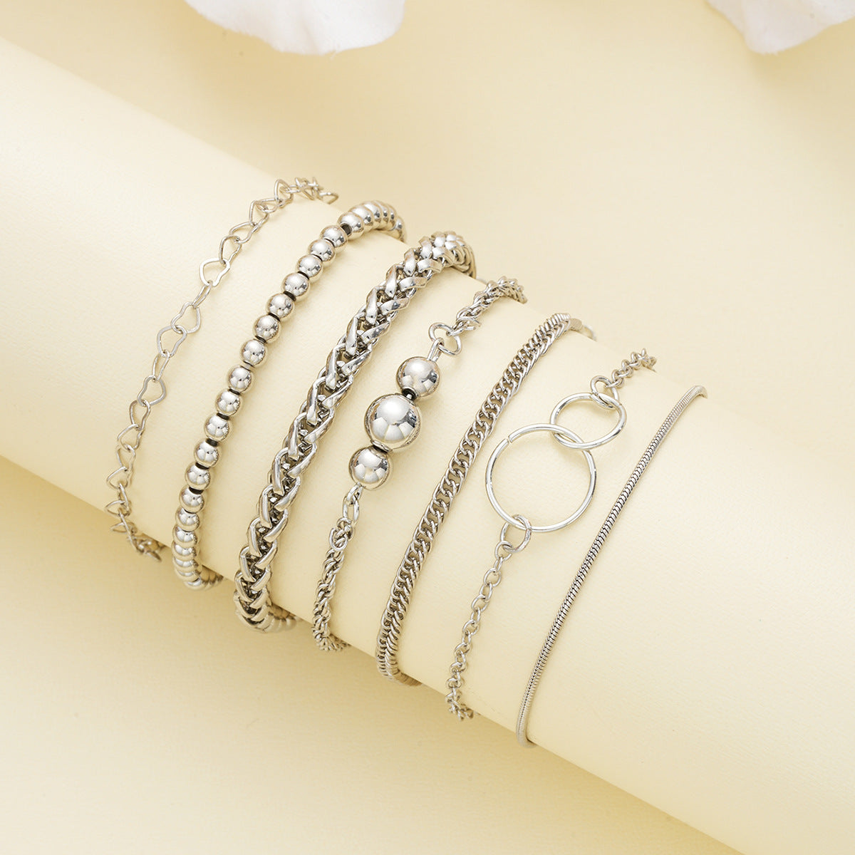 Damen Armband-Set mit modernen und eleganten Designs Shop Nory