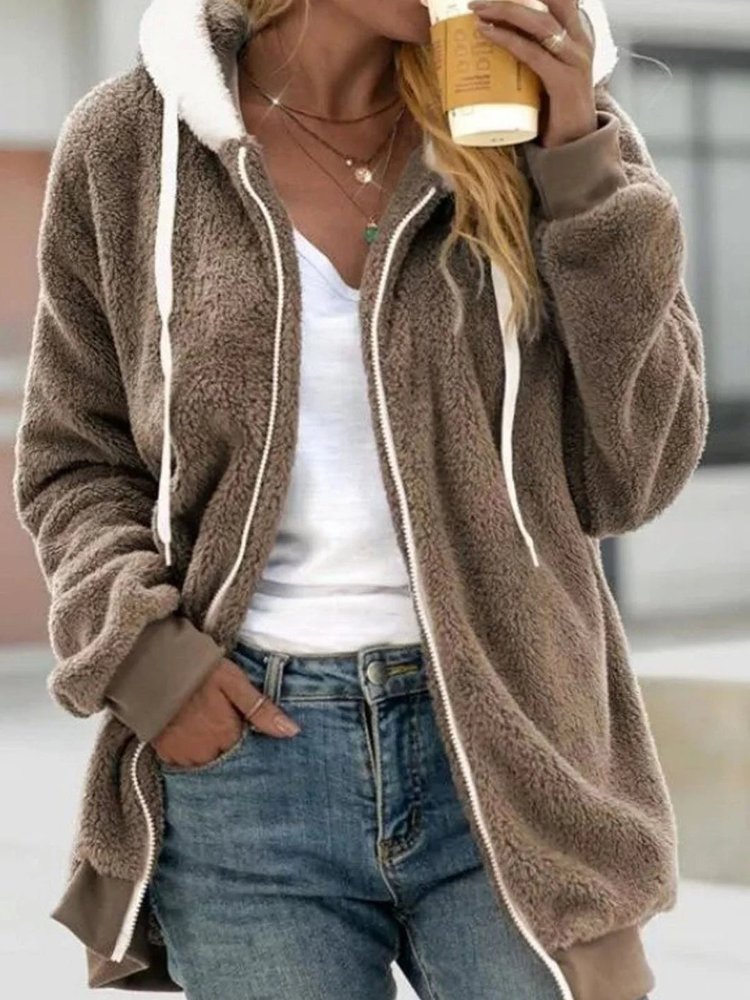 Damen Kuschelige Teddy-Fleece-Kapuzenjacke mit Reißverschluss und Oversized-Schnitt Shop Nory