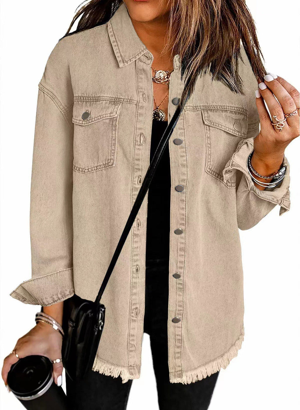 Damen Denim Overshirt mit fransigem Saum und Brusttaschen ShopNory