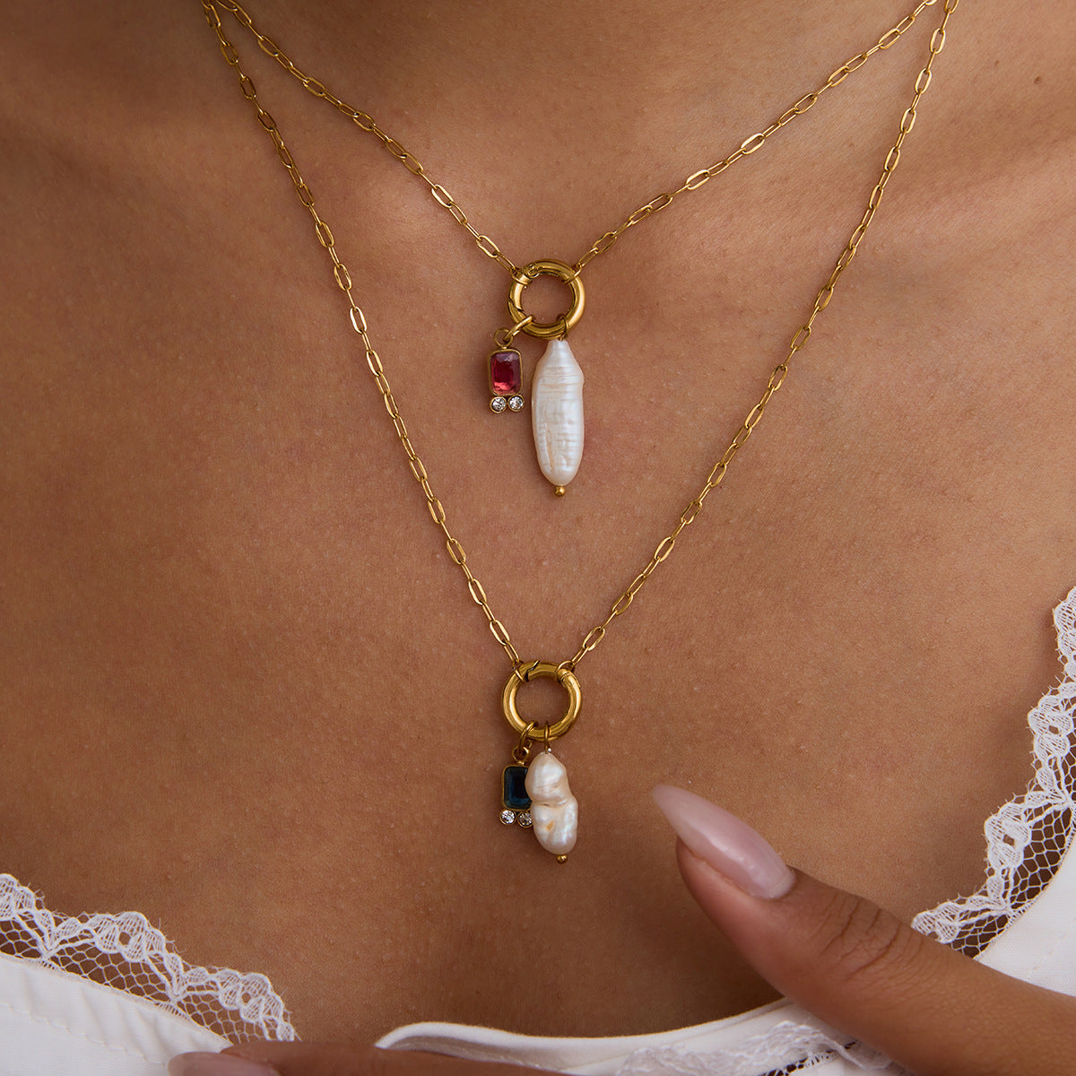 Damen Halskette mit elegantem Anhänger und hypoallergener Verarbeitung Shop Nory