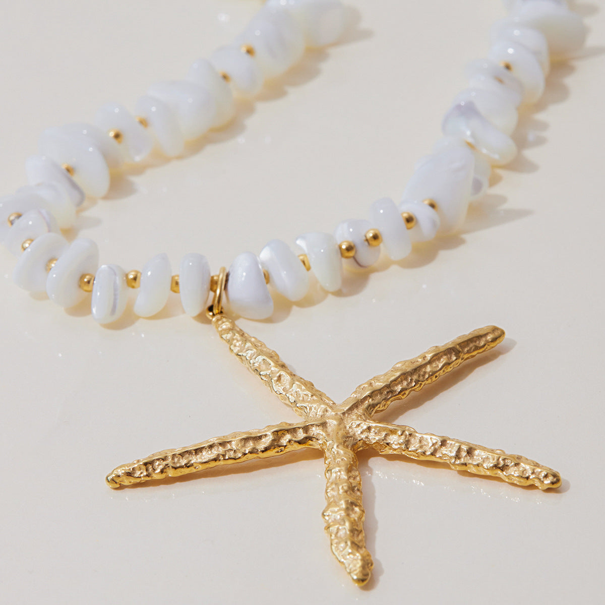 Damen Halskette mit frischen Perlen und hypoallergenem Edelstahl Shop Nory