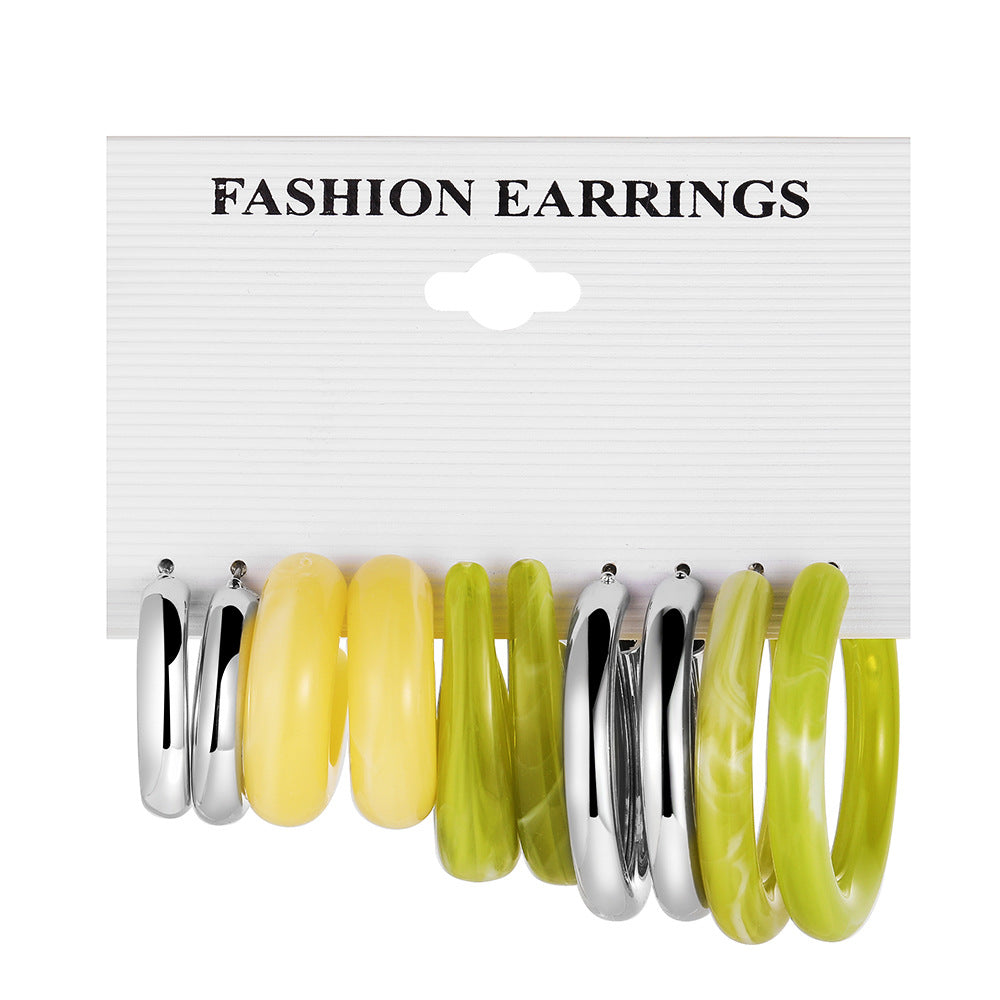 Damen Ohrstecker Set mit eleganten Perlen- und Metallakzenten Shop Nory
